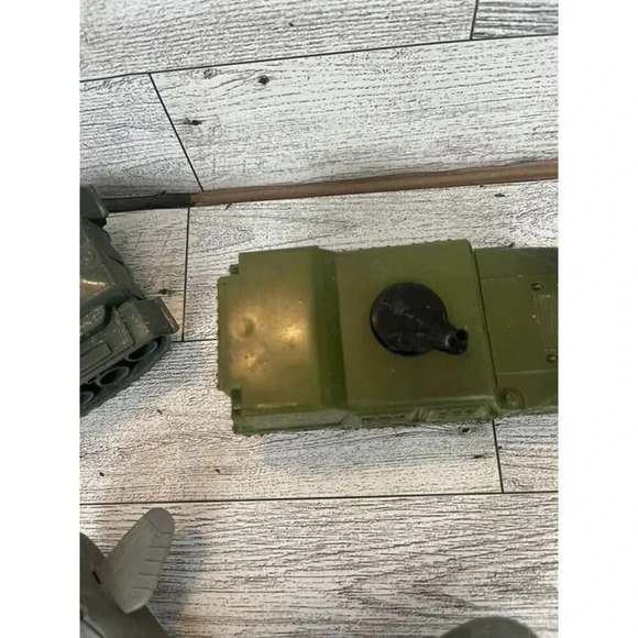 Lot Of Vintage VTG Military Toys Lot of 3 - Picture 9 of 10